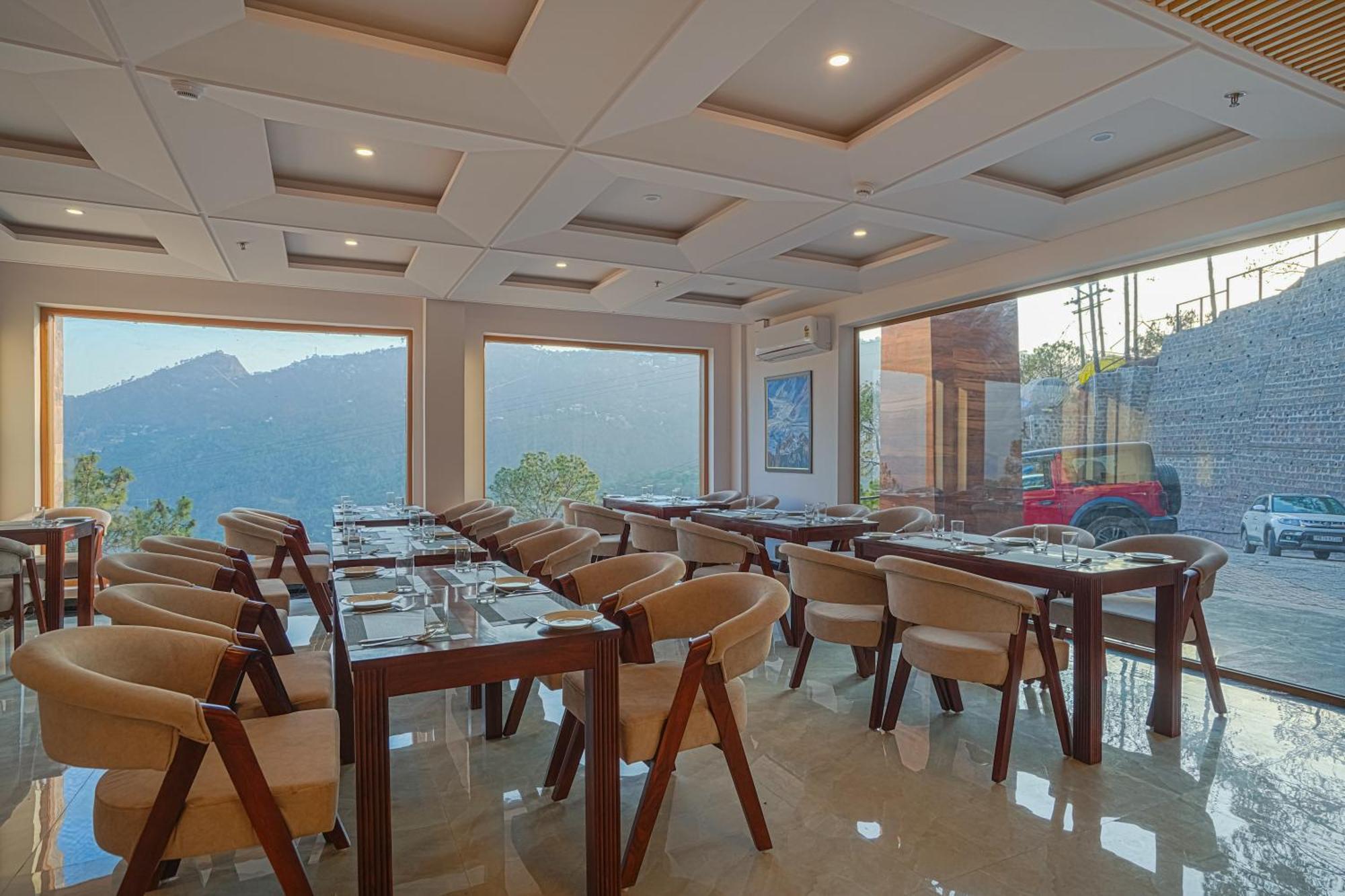 The Sanawar Heights I Kasauli I New Property Bagian luar foto