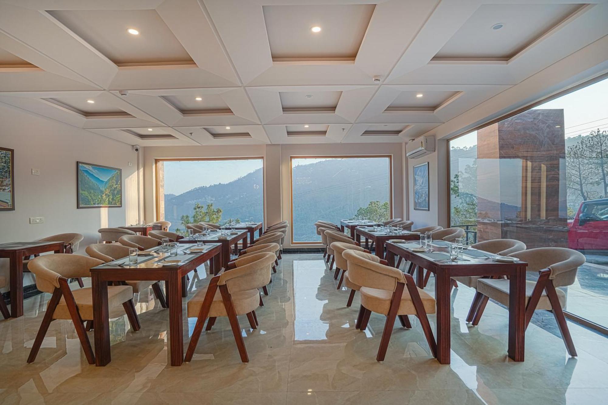 The Sanawar Heights I Kasauli I New Property Bagian luar foto